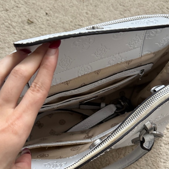 Guess White Embossed Satchel Bag - Picture 5 of 11